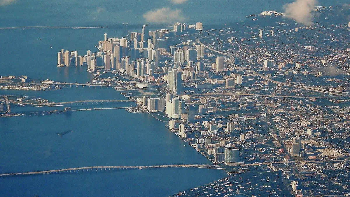 Miami — photograph (Photo: Marc Averette · CC BY-SA 3.0 · via Wikimedia Commons)